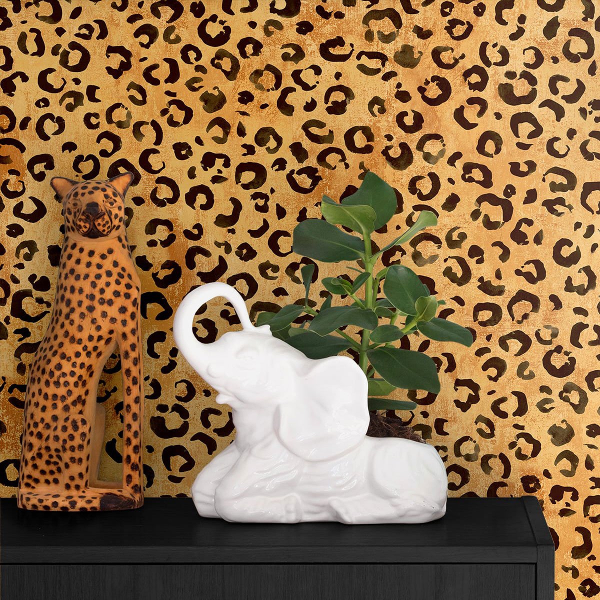 Daisy Bennett Classic Leopard Natural Tan Peel & Stick Wallpaper
