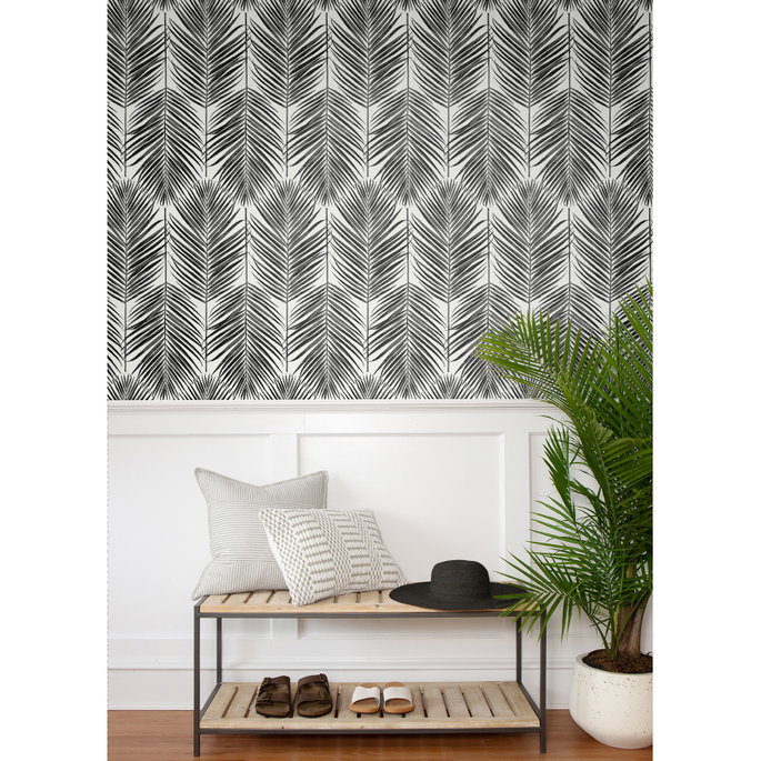 Seabrook Designs Marina Palm Ebony Wallpaper image 2 of 5