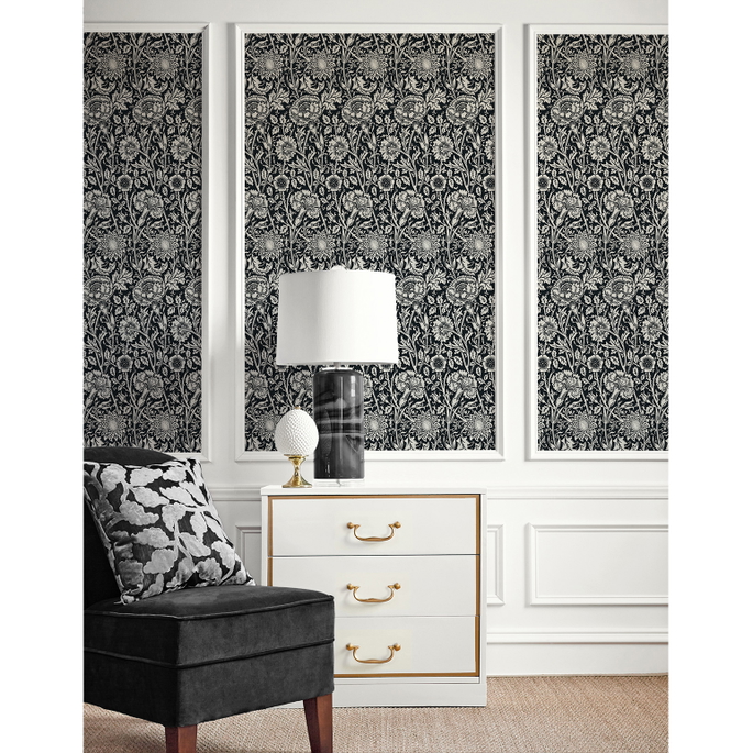 Seabrook Designs Tonal Floral Trail Ebony Wallpaper image 2 of 3