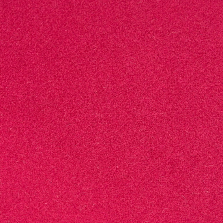 Gastón y Daniela Denver Rojo Fabric