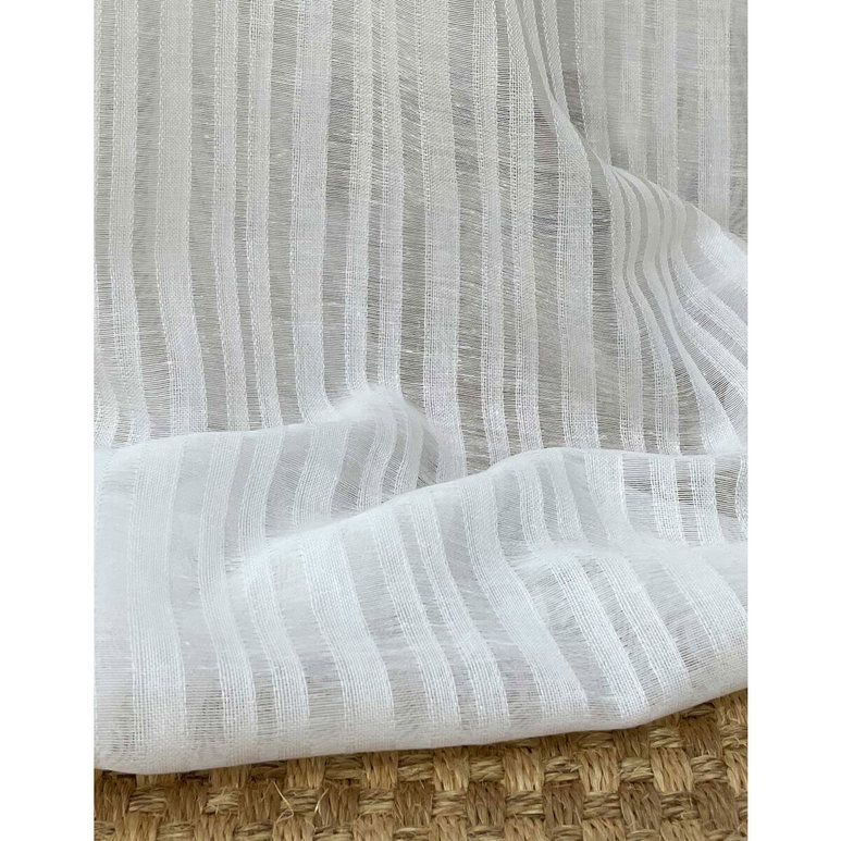 Gastón y Daniela Narciso Blanco Fabric