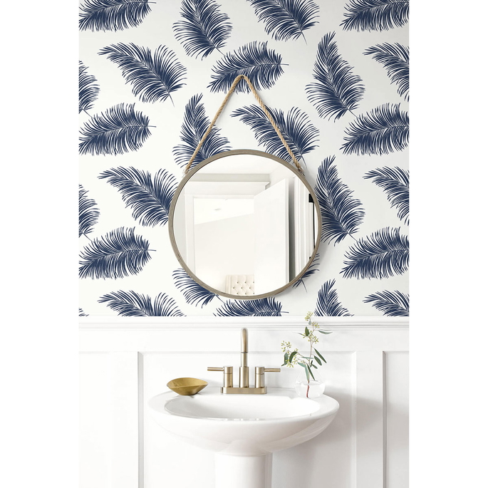 Lillian August Peel &amp; Stick Tossed Palm White &amp; Navy Wallpaper image 3 of 4
