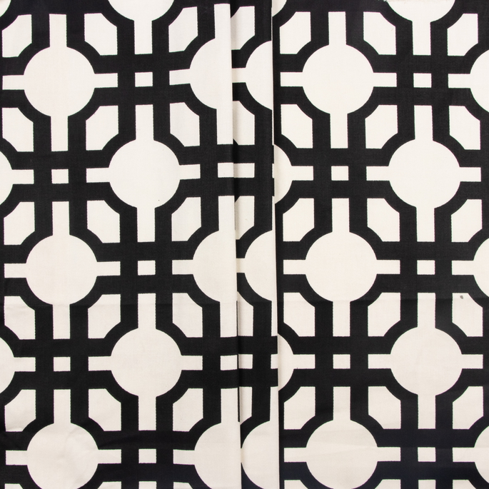 Waverly Groovy Grille Noir Fabric image 2 of 2