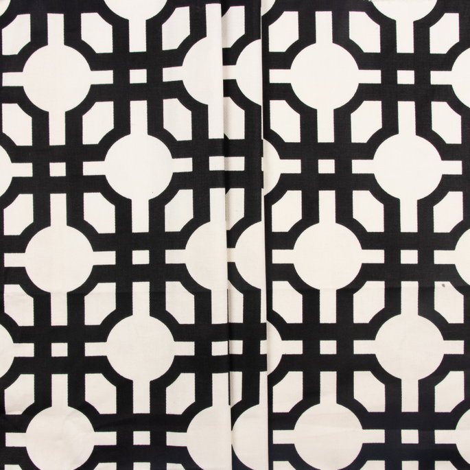 Waverly Groovy Grille Noir Fabric image 2 of 2