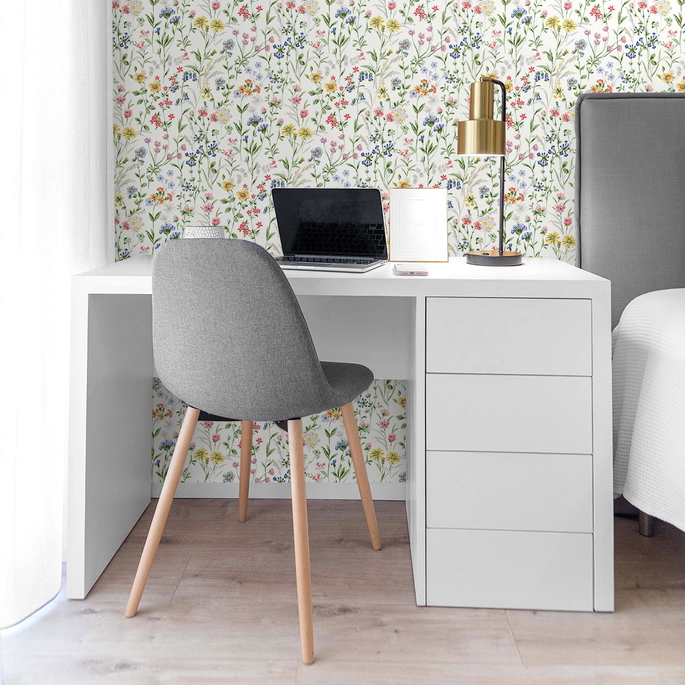 NextWall Peel &amp; Stick Wildflowers Multicolored Wallpaper image 3 of 4