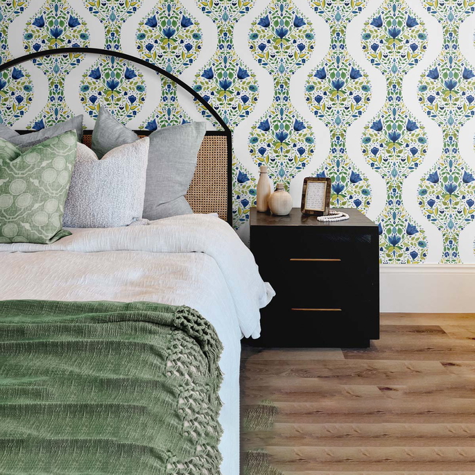 NextWall Peel &amp; Stick Floral Ogee Cobalt &amp; Spring Green Wallpaper image 3 of 5