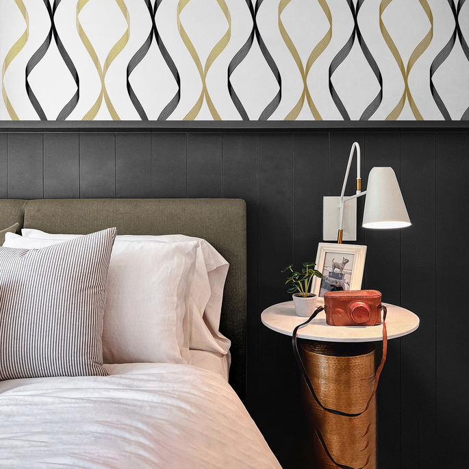 NextWall Peel &amp; Stick Ogee Ribbon Metallic Gold &amp; Ebony Wallpaper image 5 of 5