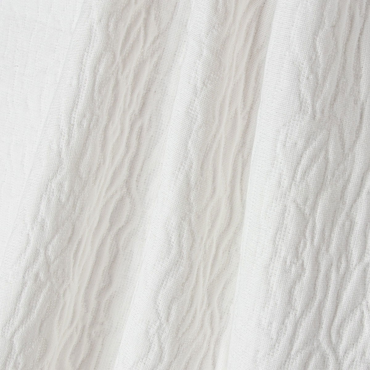 Roth & Tompkins Textiles Seaside Matelasse White Fabric