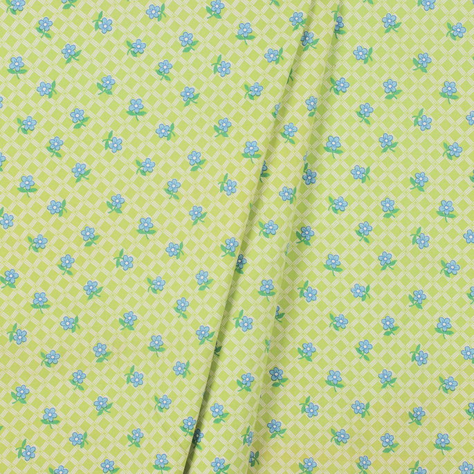 Waverly Vintage Daisy Mae Lime Fabric image 2 of 2