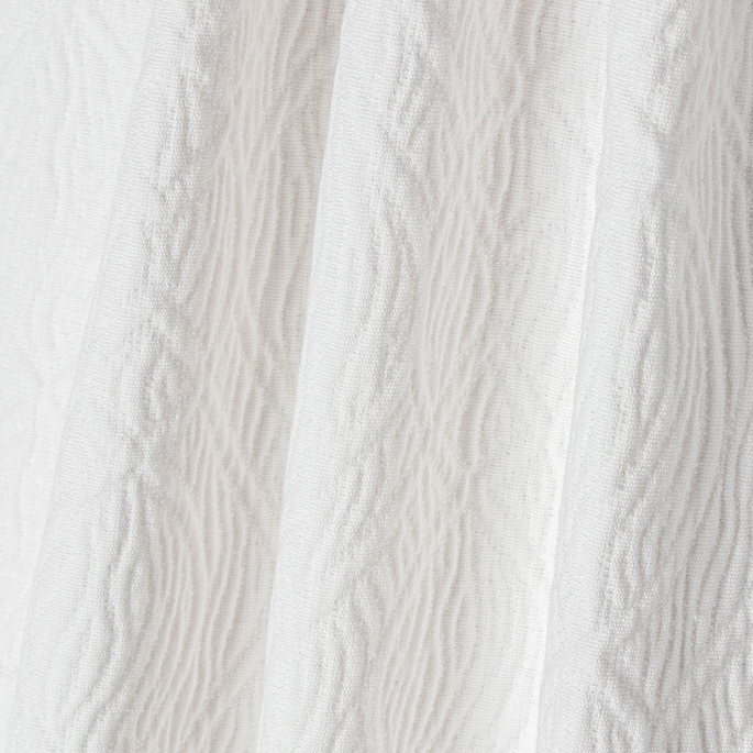 Roth &amp; Tompkins Textiles Tavares Matelasse White Fabric image 2 of 2