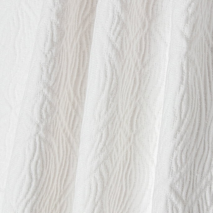 Roth &amp; Tompkins Textiles Tavares Matelasse White Fabric image 2 of 2